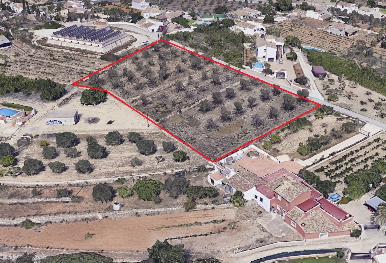 Grundstücke zu verkaufen in Gata de Gorgos - Partida Miralbons